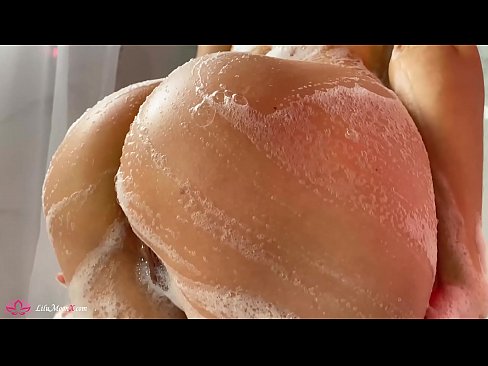 ❤️ Brunette pussy bibragailuarekin masturbatzen du dutxan orgasmo bizia lortzeko ❤️❌ Kalitatezko sexua %eu.pornfuror.ruan ﹏