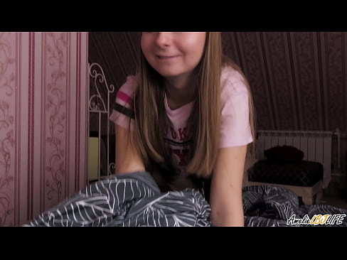 ❤️ Blondie-k bere BFF-ren sakon zurrupatzen du eta esperma jasotzen du ahoan ❤️❌ Kalitatezko sexua %eu.pornfuror.ruan ﹏